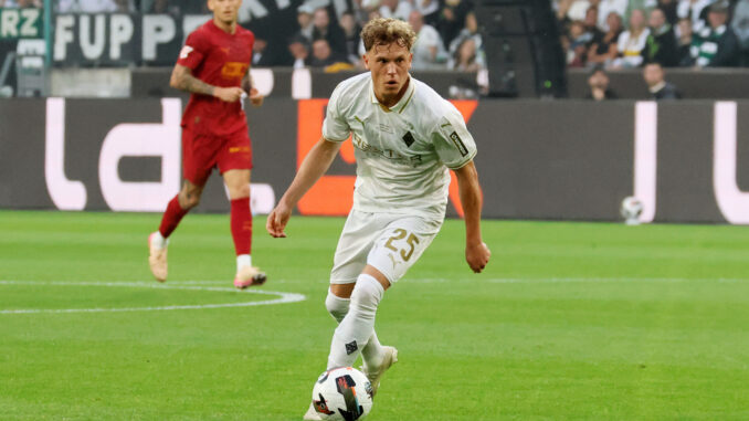 2:0 zum Jubiläum: Gladbach feiert Sieg gegen Valencia - 2:0 zum Jubiläum: Gladbach feiert Sieg gegen Valencia -