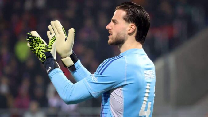 Unbeachteter Keeper will sich für BVB und DFB-Team