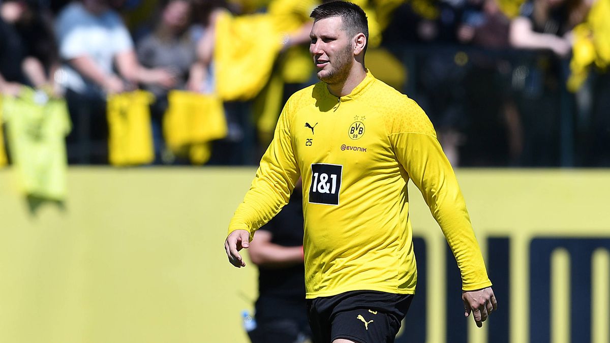 “Danach habe ich das mal gegoogelt”: Niklas Süle vom BVB