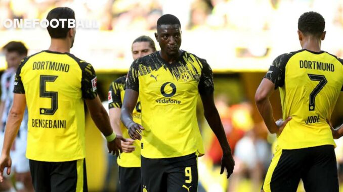 Falsche Taste gedrückt?! BVB-Anstoßtaktik geht komplett Falsche Taste gedrückt?! BVB-Anstoßtaktik geht komplett
