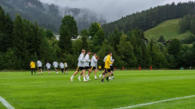 Borussia Dortmund teilt Probleme mit dem Ronaldo-Klub Borussia Dortmund teilt Probleme mit dem Ronaldo-Klub
