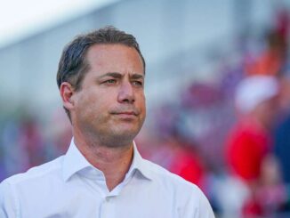 BVB-Boss Ricken wehrt sich gegen Kritik und kündigt