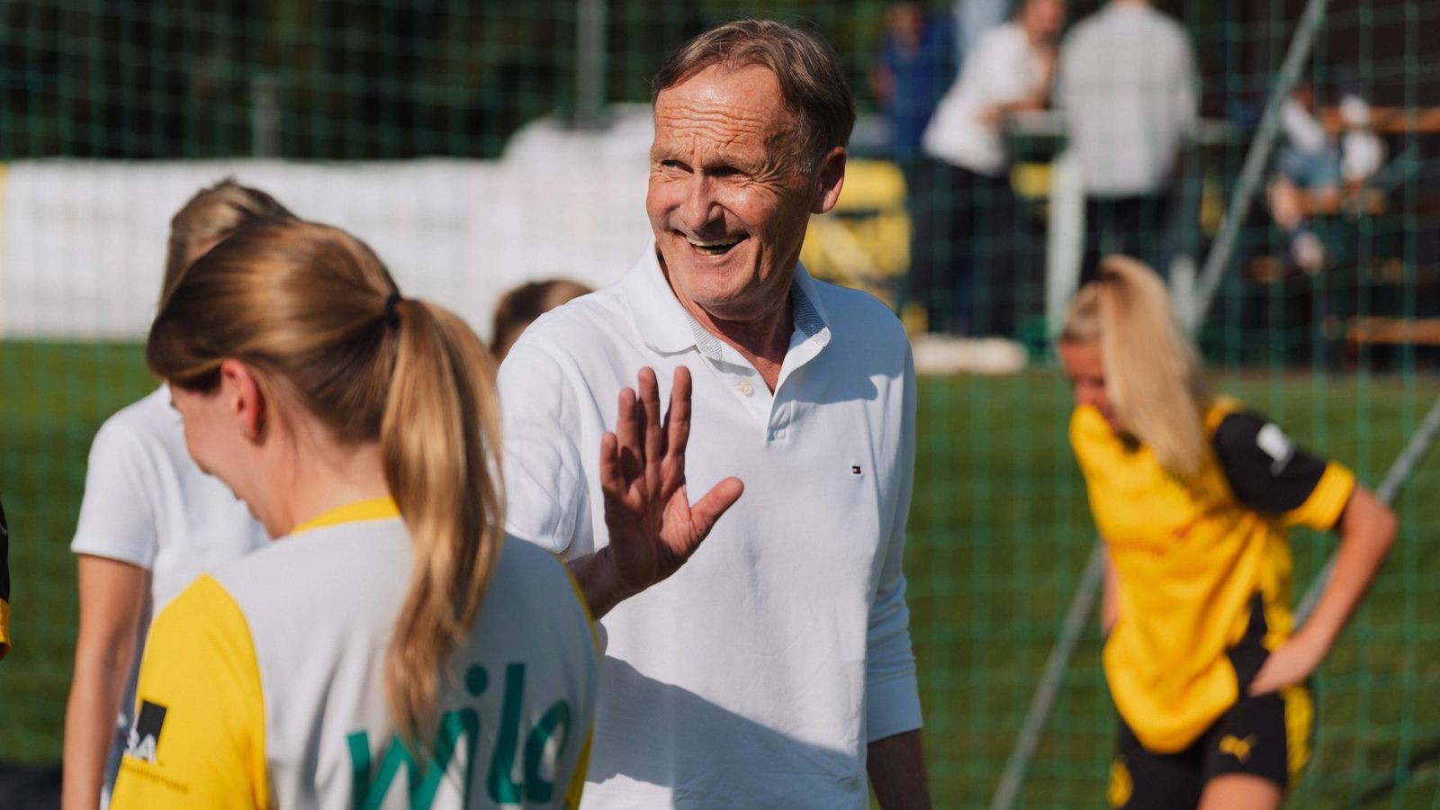 Hoher Bosse-Besuch bei den BVB-Frauen