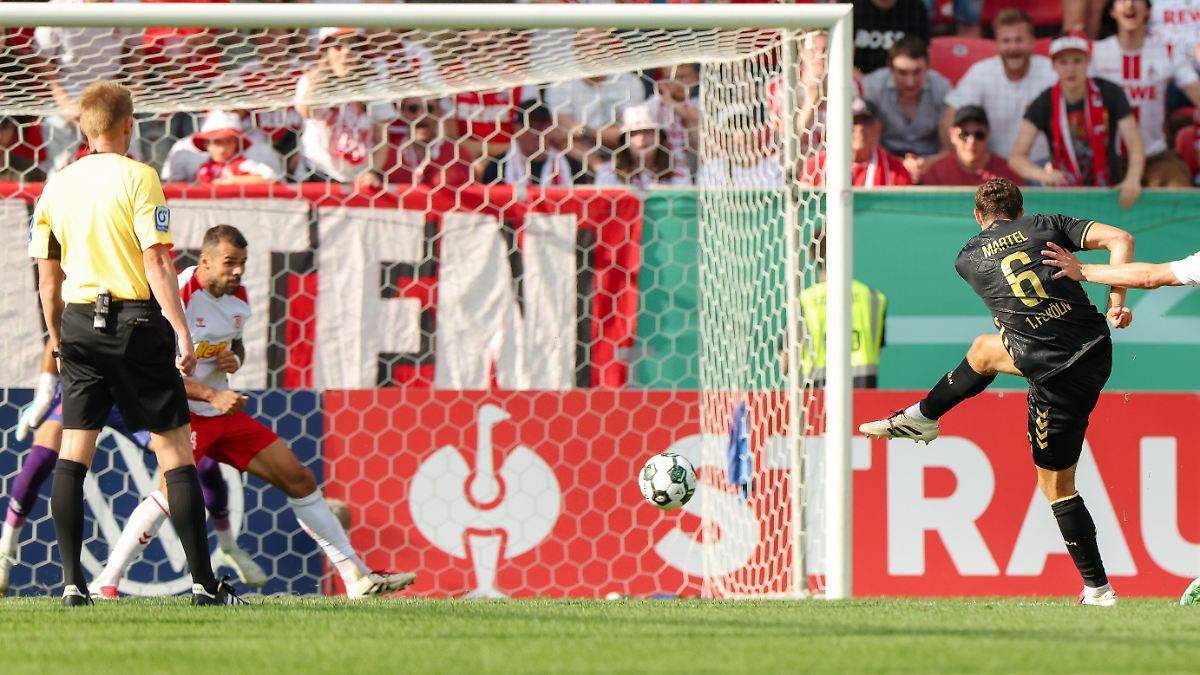 Gladbach vermeidet Blamage: 1. FC Köln rettet sich mit