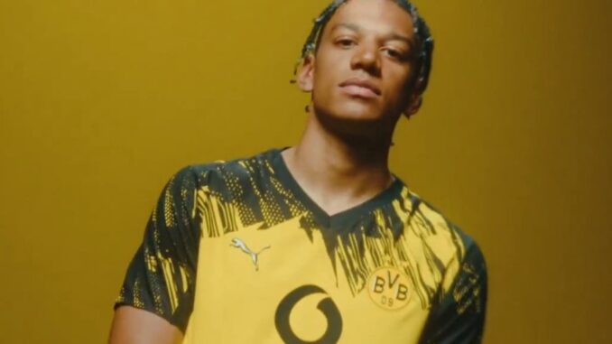 BVB enthüllt Retro-Trikot: Fans froh über Detail | Sport BVB enthüllt Retro-Trikot: Fans froh über Detail | Sport