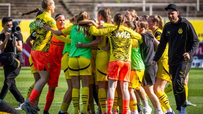 BVB-Frauen gegen Bayer Leverkusen U23 BVB-Frauen gegen Bayer Leverkusen U23