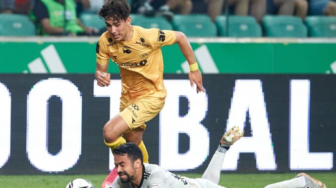 Der 1. FC Köln soll an Sebastian Tounekti interessiert Der 1. FC Köln soll an Sebastian Tounekti interessiert