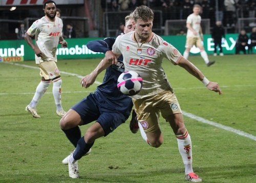 Wehmütiger Abschied aus dem Wohnzimmer: Julius Biada