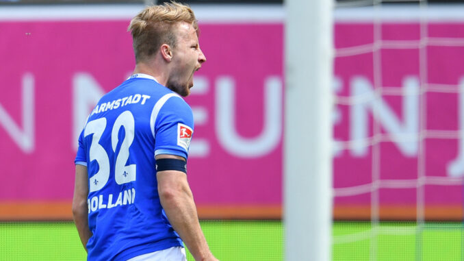 Holland nach 16 Monaten wieder zurück auf dem Platz