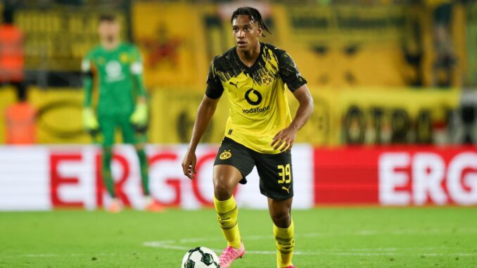 Dortmunds Abwehrspieler Mané für ein Spiel gesperrt