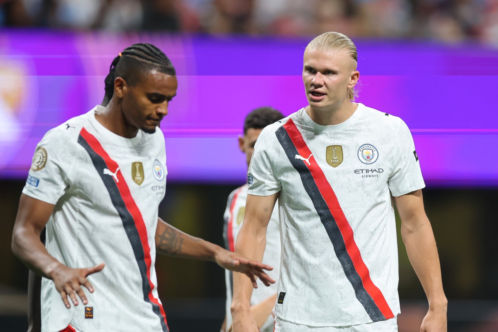 ManCity verhandelt über Transfer – doch der Spieler “weiß