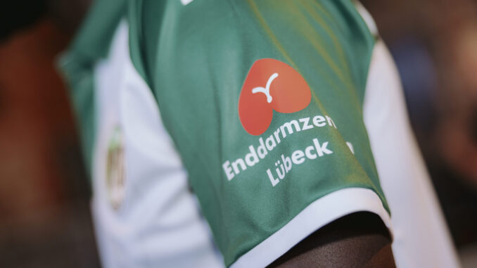 Enddarmzentrum Lübeck neuer Ärmelsponsor für das Enddarmzentrum Lübeck neuer Ärmelsponsor für das