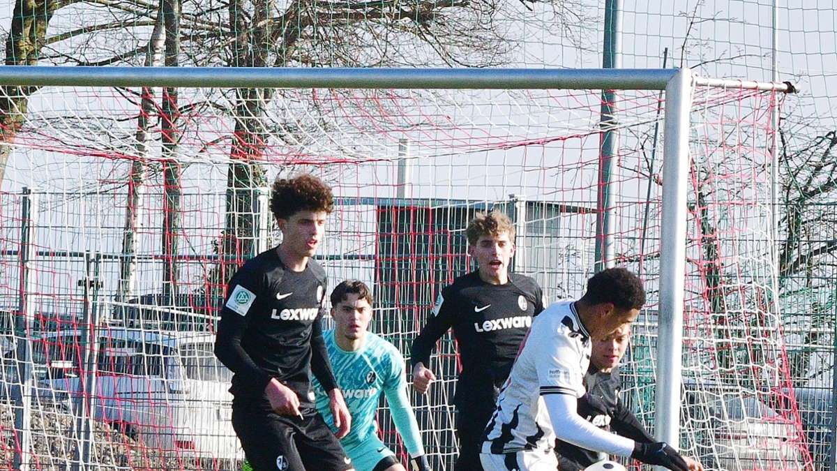 Fußball: Darmstadt schlägt Freiburg und Basel –