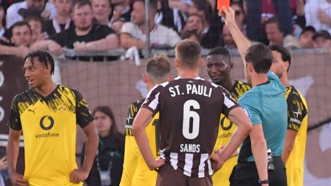 Ein Spiel Sperre für Dortmunds Mané Ein Spiel Sperre für Dortmunds Mané