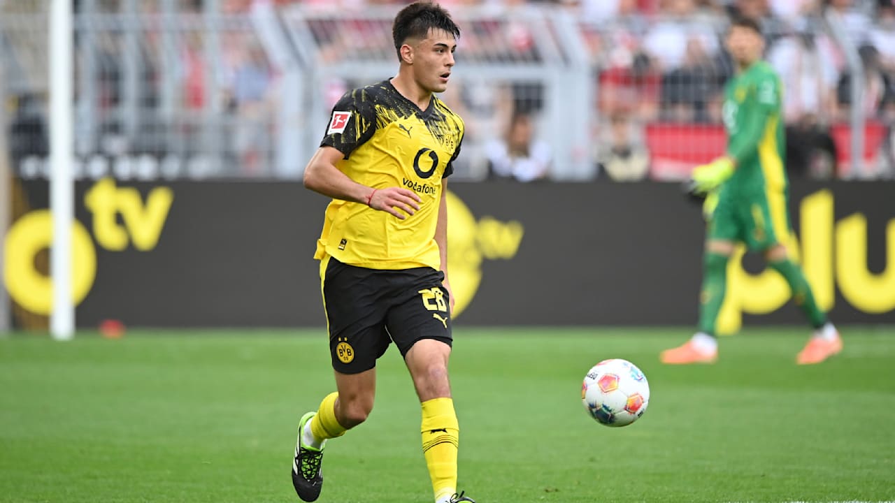 Klare Aufträge an „El Grätsche“: Der BVB-Plan mit