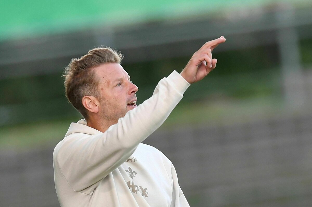 Trainer-Comeback in Darmstadt: Aktiv und attraktiv
