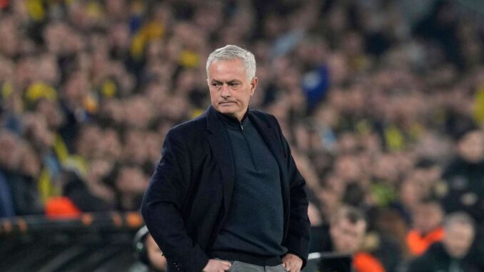 Ex-BVB-Trainer wohl Favorit auf Mourinho-Nachfolge bei Ex-BVB-Trainer wohl Favorit auf Mourinho-Nachfolge bei