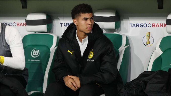 Borussia Dortmund bangt um Mittelstürmer