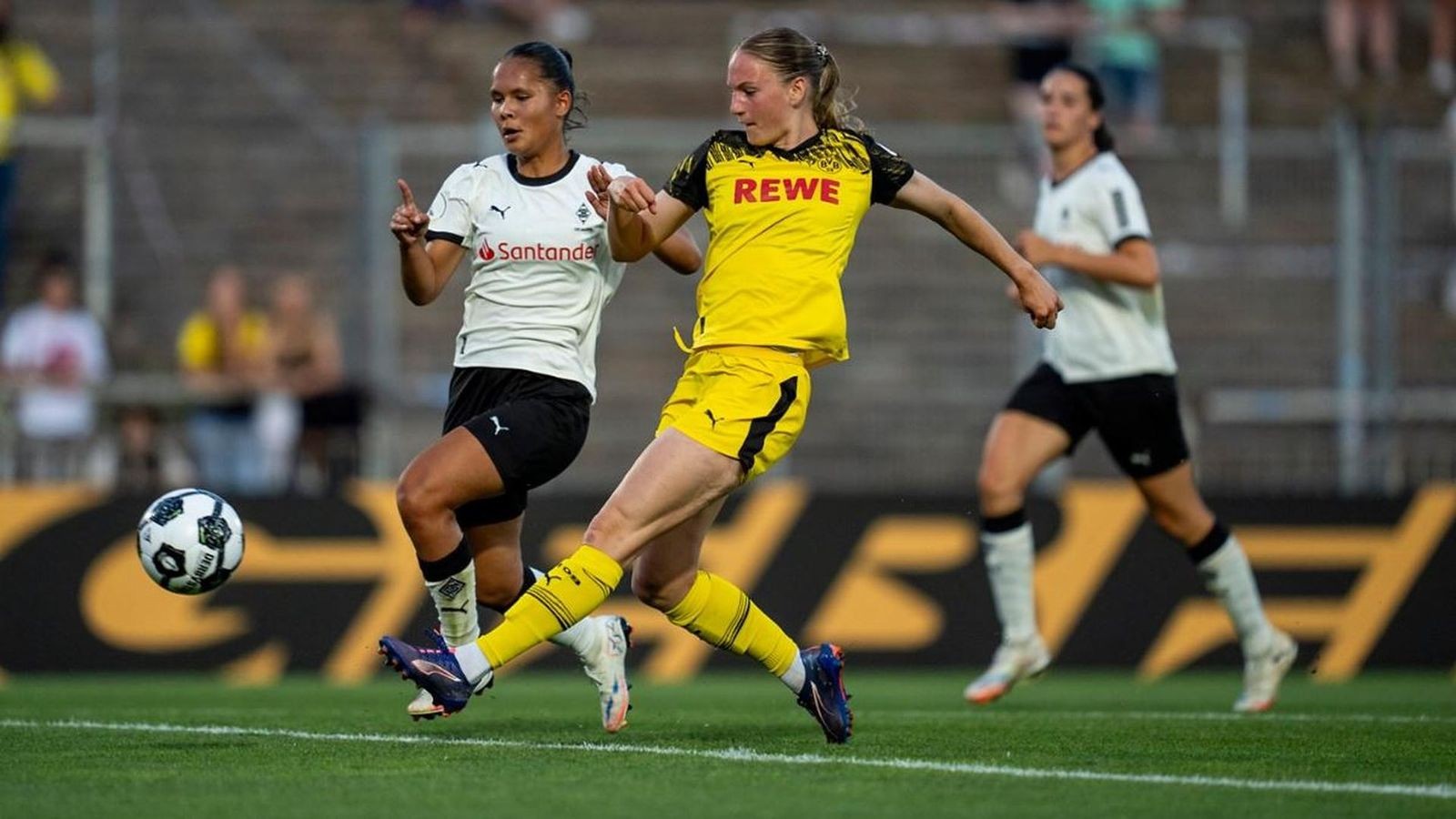 BVB feiert Torfestival gegen Gladbach