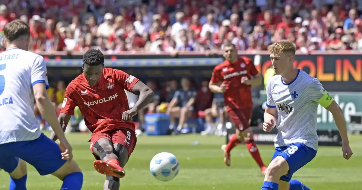FCK zittert sich zu 2:1 gegen Darmstadt: Pfeifkonzert auf