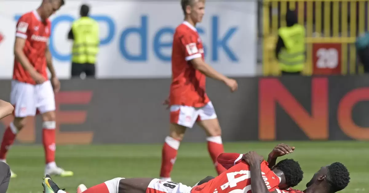 Der stille Genießer des FCK – 1. FC Kaiserslautern