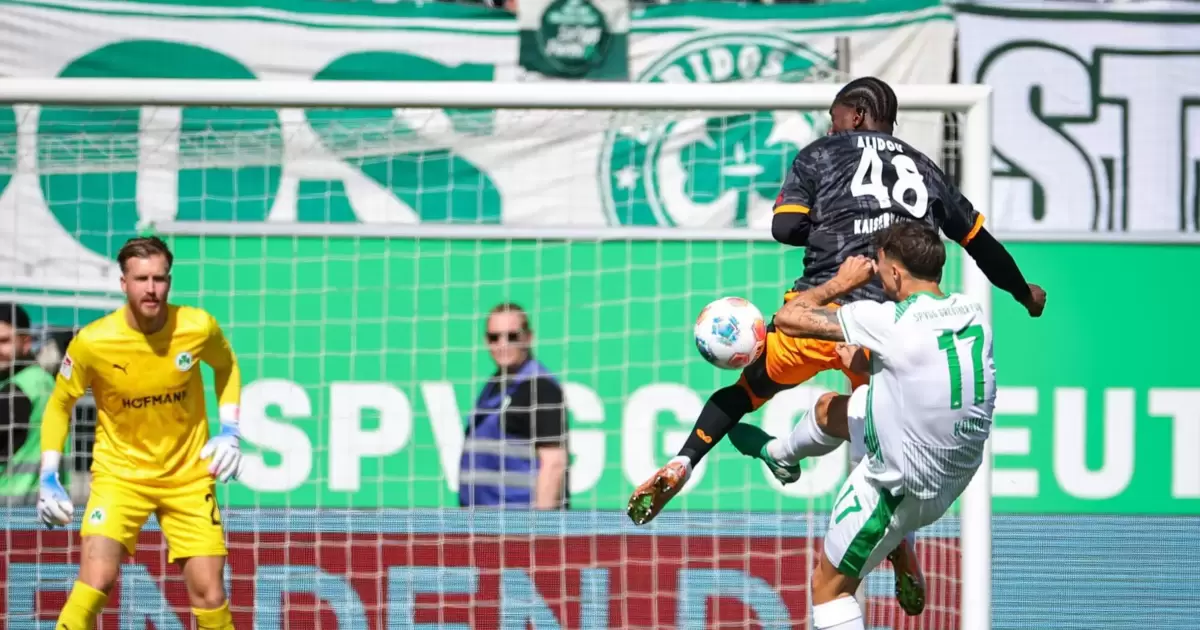 Nach 27 Sekunden in Überzahl: FCK feiert ersten