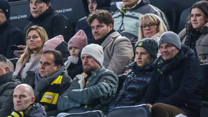 Trainer-Hammer? Bayer Leverkusen spricht mit Ex-BVB-Coach Trainer-Hammer? Bayer Leverkusen spricht mit Ex-BVB-Coach