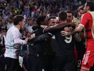 Spektakel nach Wiederanpfiff: BVB spielt 4:4 gegen