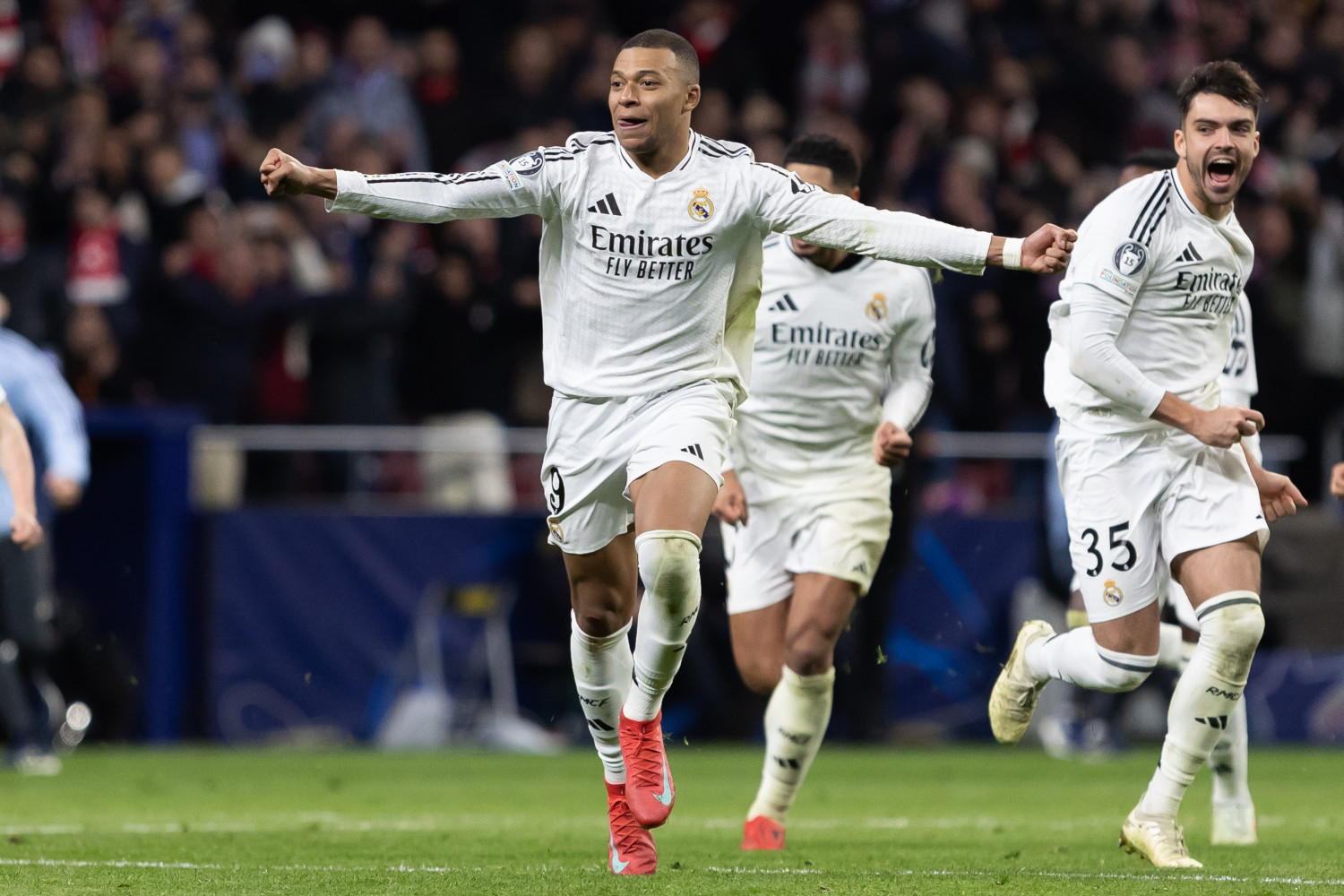 FC Bayern München und Borussia Dortmund machten Kylian