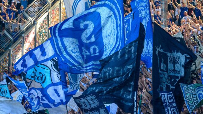 Zugverkehr lange unterbrochen: 400 BVB- und
