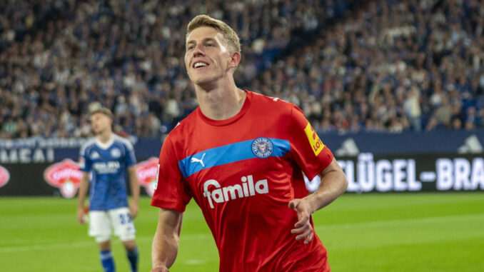 2. Liga: Schalke unterliegt Holstein Kiel, KSC verschärft