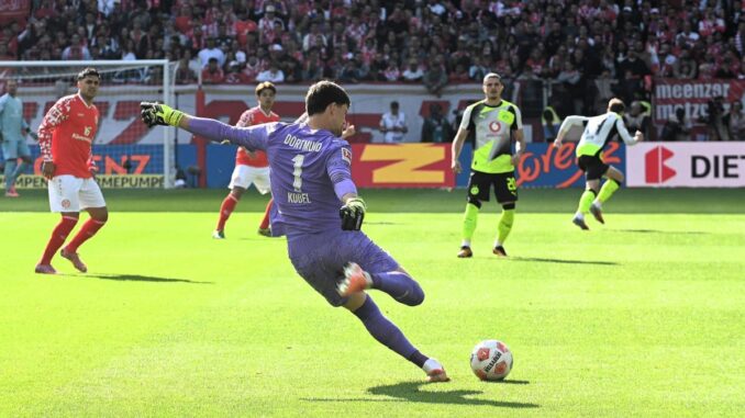 Deswegen wollte Sieb BVB-Keeper Kobel nicht in die Falle
