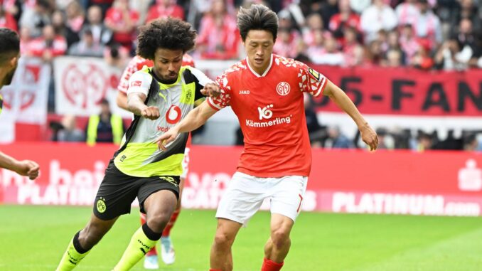 Dortmund besiegt Mainz und bleibt Bayern auf den Fersen