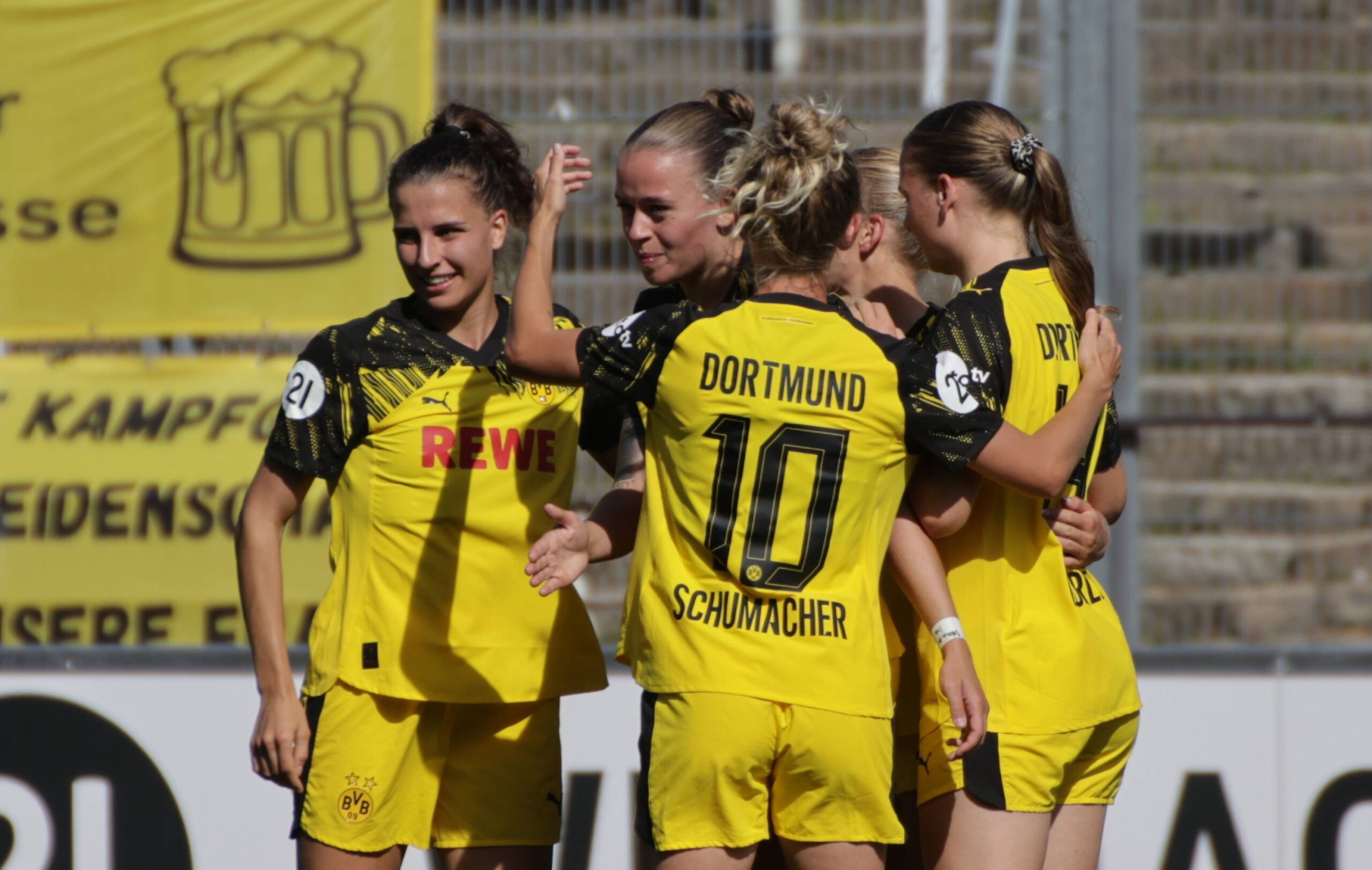 Dana Marquardt führt BVB mit Viererpack zum Sieg