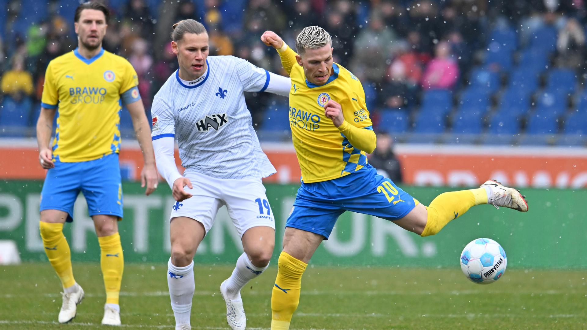 Lilien absolvieren Tennis-Einheit ➤ Aktuelle News von