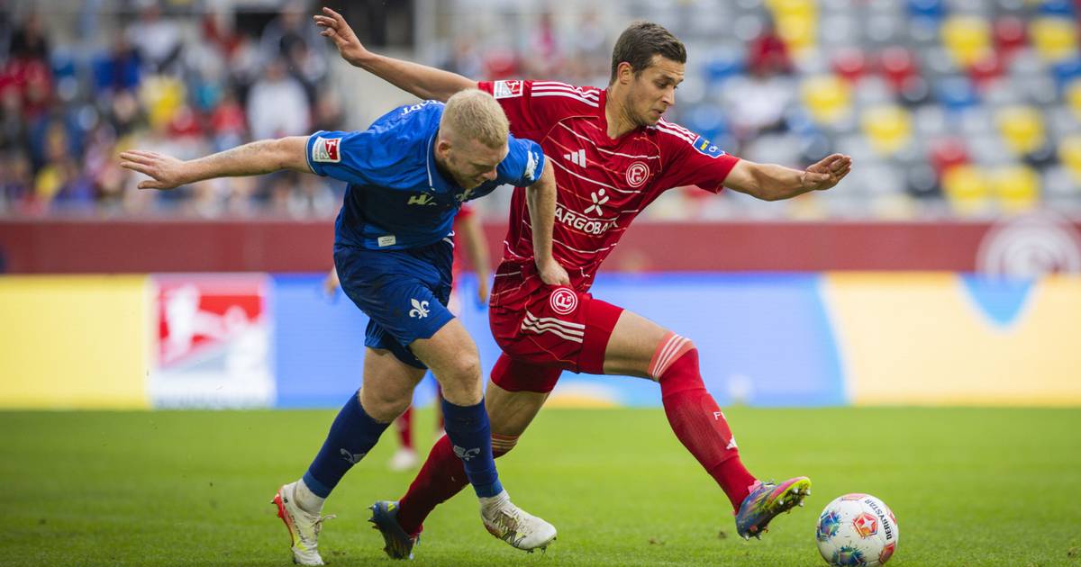 Oberdorf erklärt Bekenntnis zu Trainer Thioune