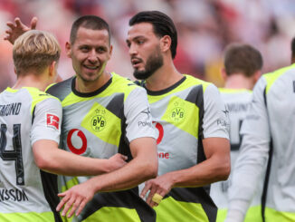 Drei Auswärtssiege in Samstags-Konferenz: Favoriten BVB,