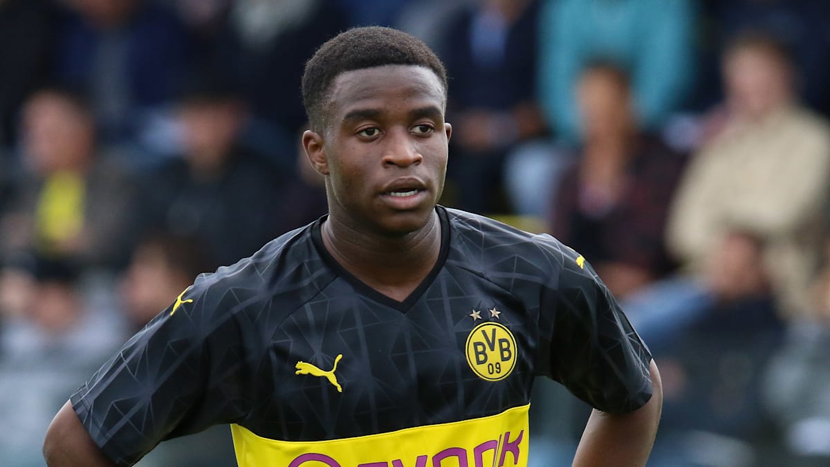 BVB, Zweifel an seinem Alter: „Ich habe schon geweint“,
