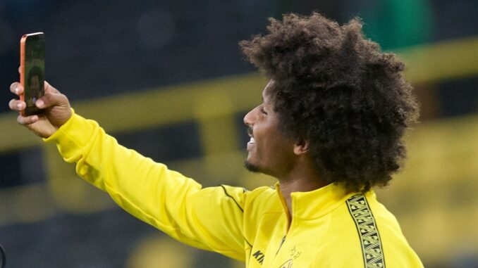 Fluch und Segen: Der Profifußball im Social-Media-Spagat |