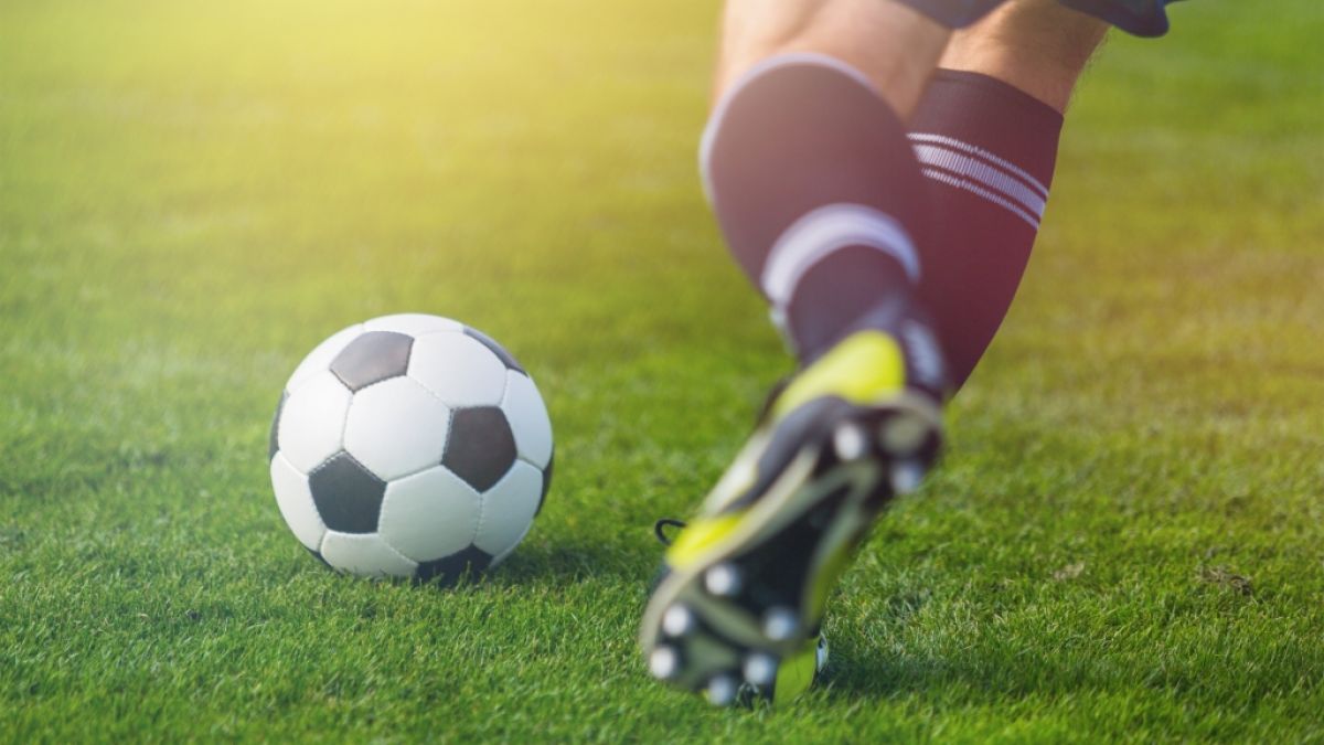 Borussia Dortmund U23 vs. SSVg Velbert 02 im TV und