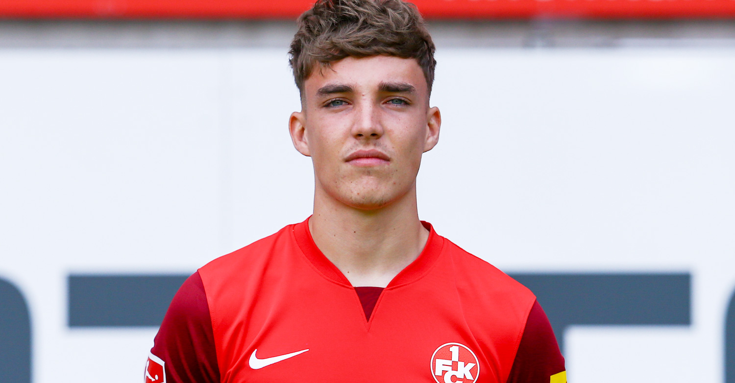 U21 klettert auf Platz 2: Gibs-Brüder treffen beim 7:0