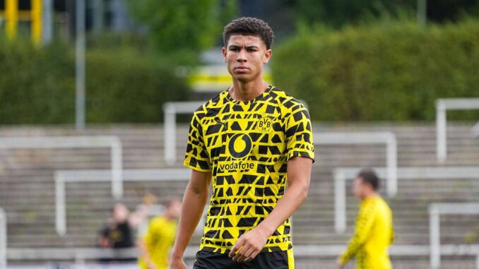 BVB-Verlängerung perfekt: Stürmer bleibt bis 2027