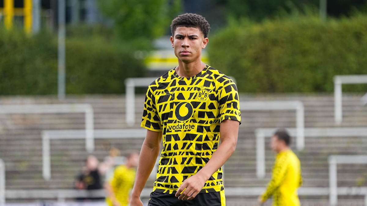 BVB-Verlängerung perfekt: Stürmer bleibt bis 2027