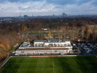 „Sind enttäuscht“: Prozess um Kölner Geißbockheim-Ausbau