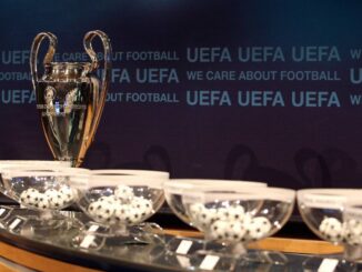 Gegen wen spielen BVB, FCB, B04 & die SGE?