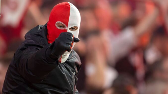 BVB-Fans nach Spiel gegen den FC Bayern ausgeraubt