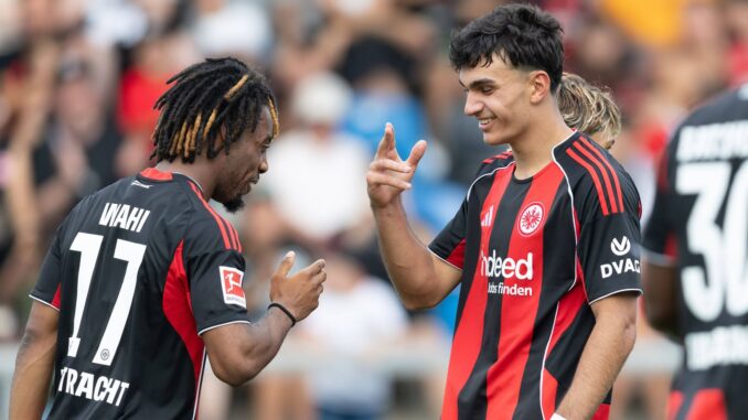 Eintracht-Star vor Wechsel? BVB will Stürmer