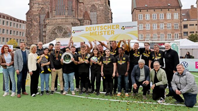 Borussia Dortmund ist erstmals Deutscher Meister im